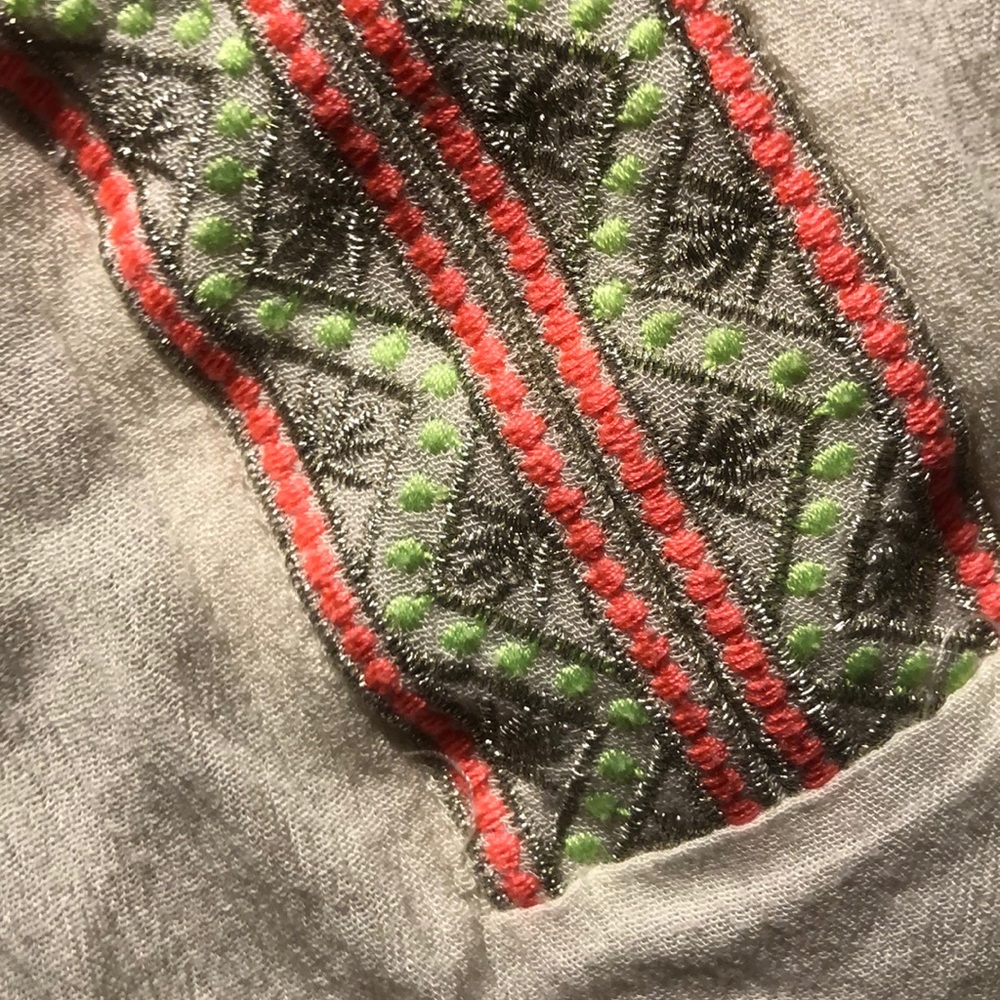 Tank Top! - Picture 3 of 3
